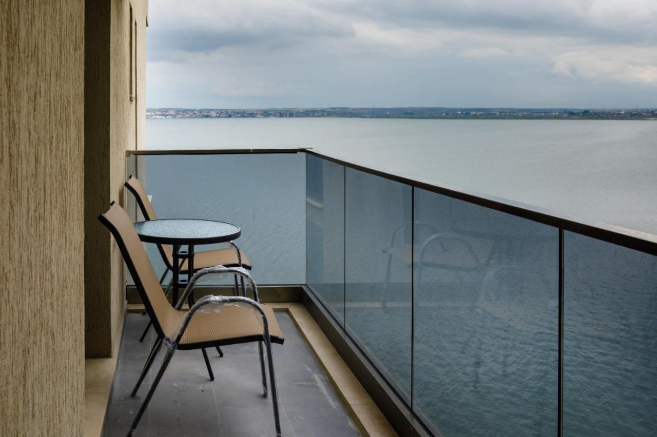 Aurora Apartments Мамая Екстериор снимка