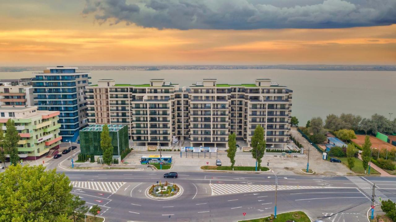 Aurora Apartments Мамая Екстериор снимка